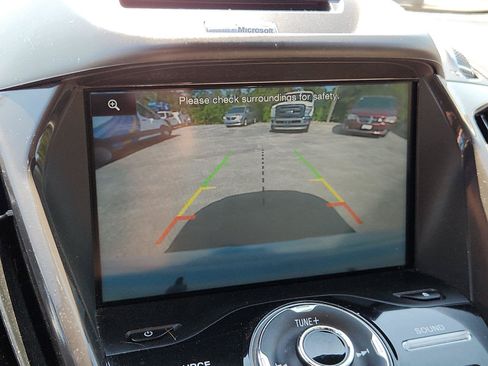 Used 2015 Ford Escape Titanium AWD/4WD image 22