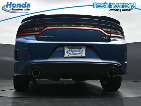 Used 2022 Dodge Charger R/T w/ Plus Group RWD image 31
