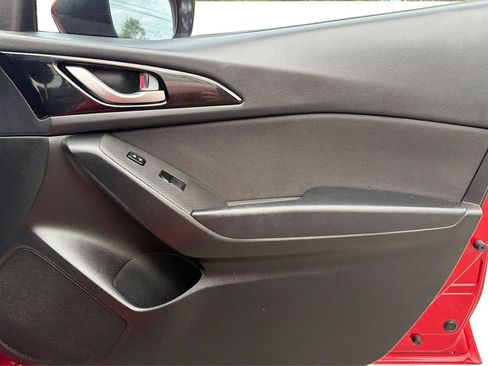 Used 2016 MAZDA MAZDA3 i Sport FWD image 20