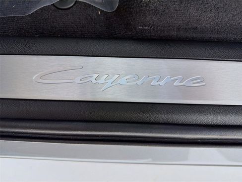 New 2026 Porsche Cayenne Coupe image 6