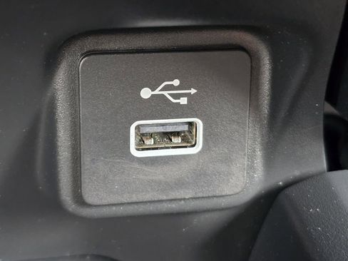 Used 2025 Honda HR-V LX image 9