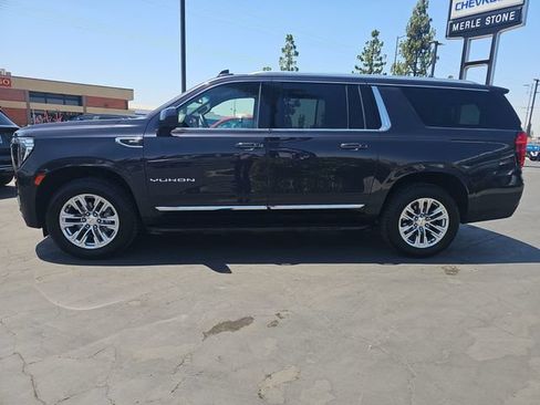 Certified 2024 GMC Yukon XL SLT AWD/4WD image 4