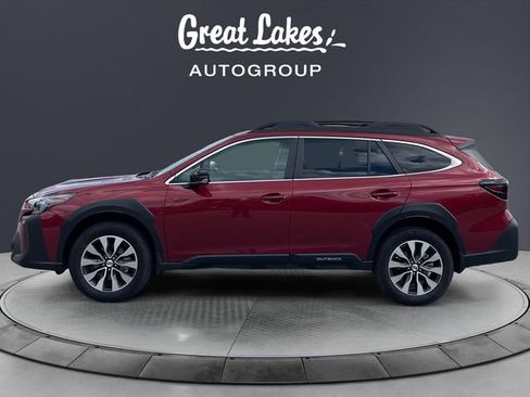 Used 2025 Subaru Outback Limited AWD/4WD image 2