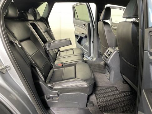 Used 2022 Volkswagen Atlas Cross Sport SE AWD/4WD image 22