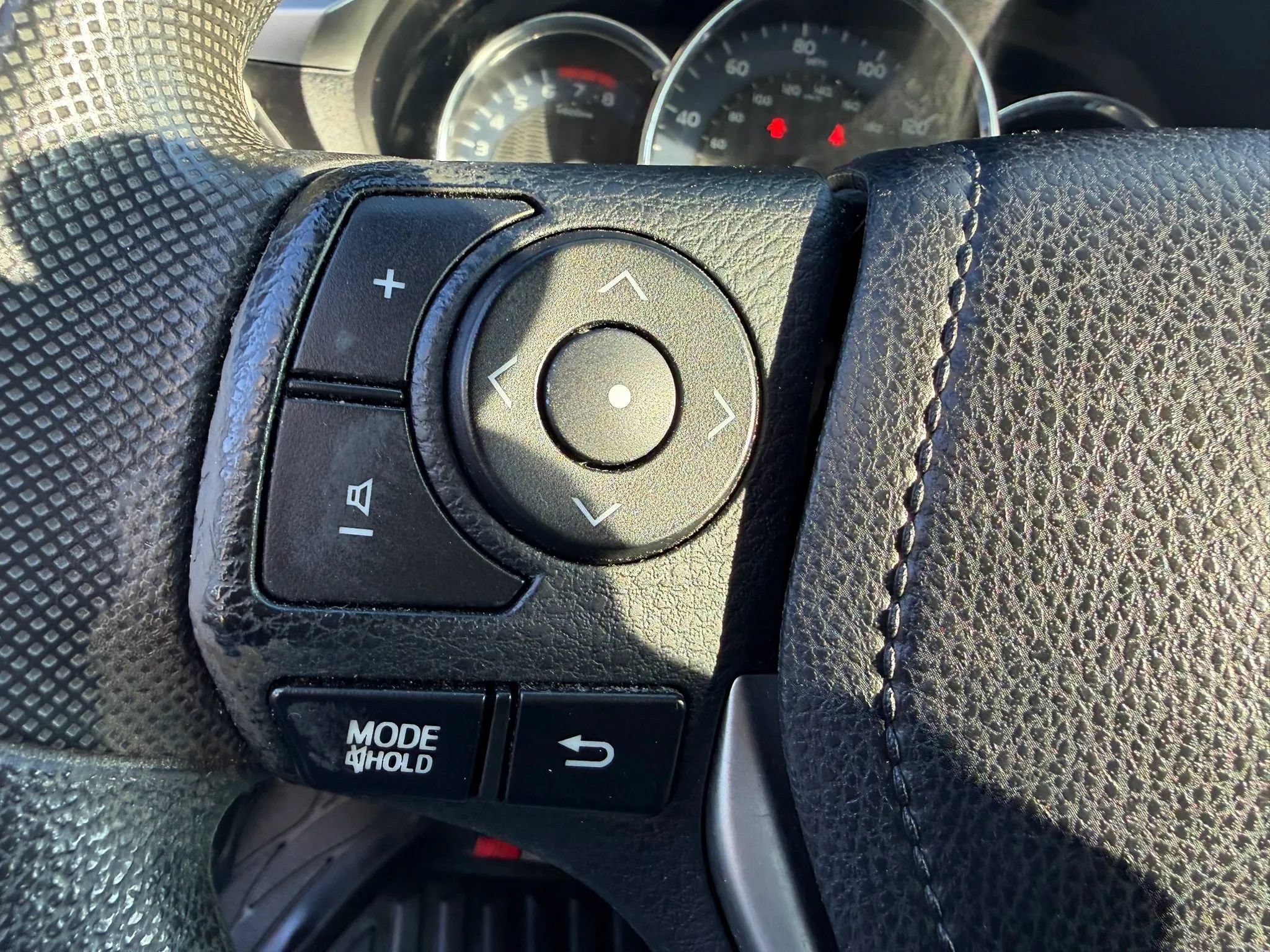 Used 2015 Toyota Corolla LE FWD image 33