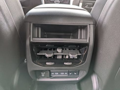 New 2026 Jeep Grand Cherokee Limited AWD/4WD image 14