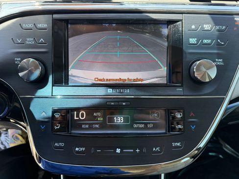 Used 2013 Toyota Avalon Limited FWD image 25