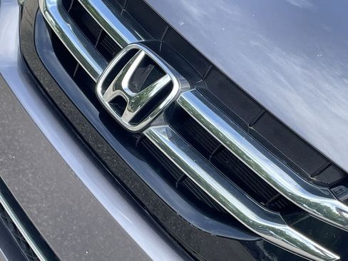 Used 2015 Honda Odyssey LX image 31