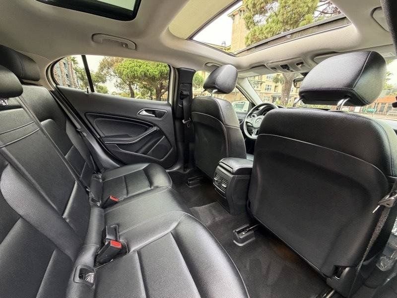 Used 2018 Mercedes-Benz GLA 250 4MATIC image 53