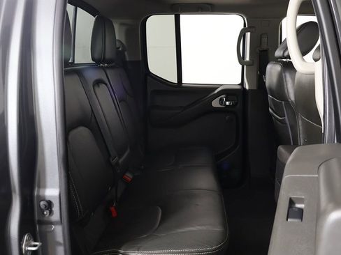 Used 2021 Nissan Frontier PRO-4X w/ Pro-4x Utility Package AWD/4WD image 29