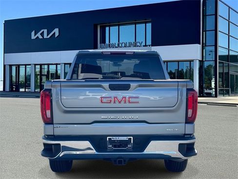 Used 2025 GMC Sierra 1500 SLT image 5