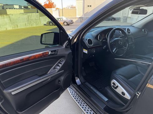 Used 2012 Mercedes-Benz GL 450 4MATIC image 9