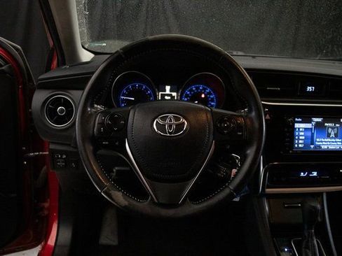 Used 2018 Toyota Corolla iM w/ All-Weather Mat Package image 22