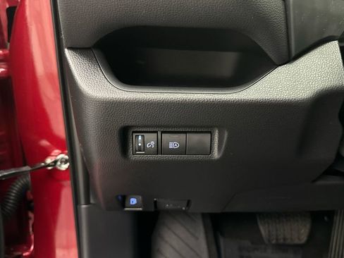 Certified 2022 Toyota RAV4 LE AWD/4WD image 20