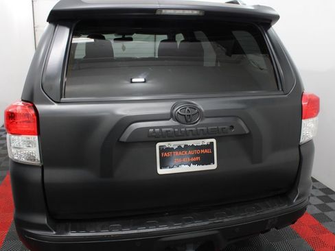 Used 2011 Toyota 4Runner SR5 image 7