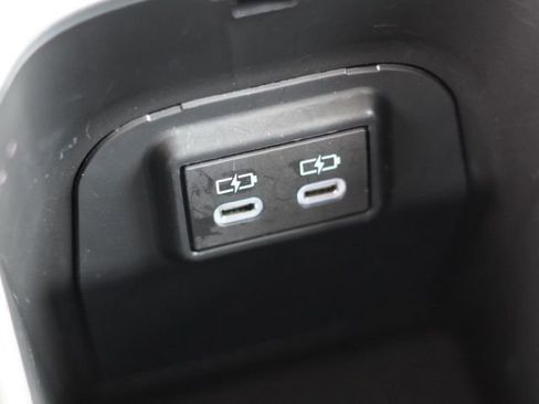 Certified 2023 Toyota RAV4 XLE Premium image 35