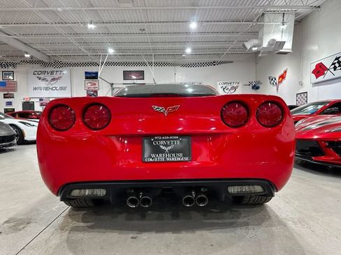 Used 2007 Chevrolet Corvette Coupe w/ Preferred Equipment Group RWD image 31