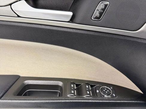 Used 2020 Ford Fusion S image 20