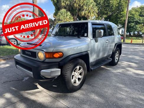 Used 2007 Toyota FJ Cruiser 4WD image 1