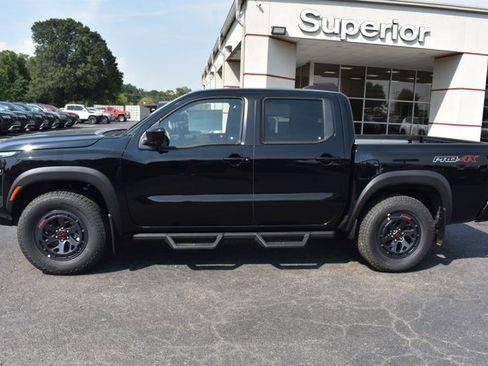 New 2026 Nissan Frontier PRO-4X w/ Pro-4x Convenience Package image 9