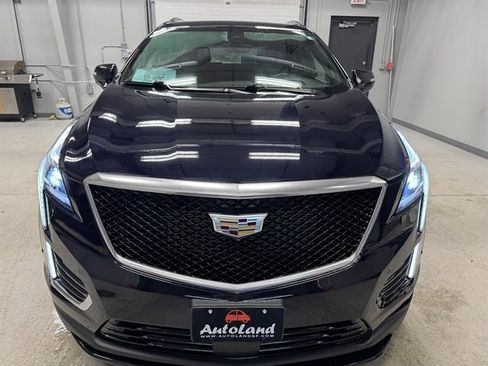 Used 2021 Cadillac XT5 Sportv image 2
