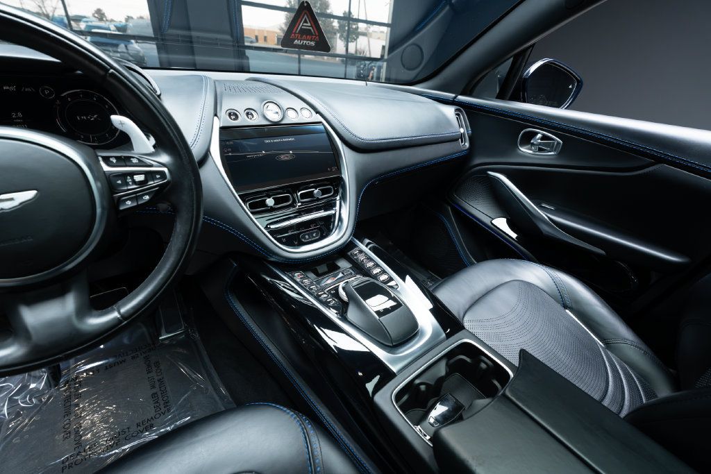 Used 2022 Aston Martin DBX AWD/4WD image 28