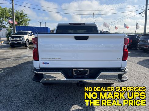 Used 2023 Chevrolet Silverado 1500 LT w/ Work Truck Package AWD/4WD image 3