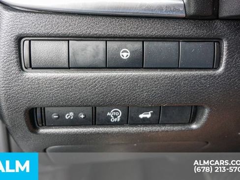 Used 2025 Nissan Rogue SV FWD image 44