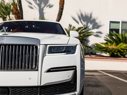 Certified 2024 Rolls-Royce Ghost image 42