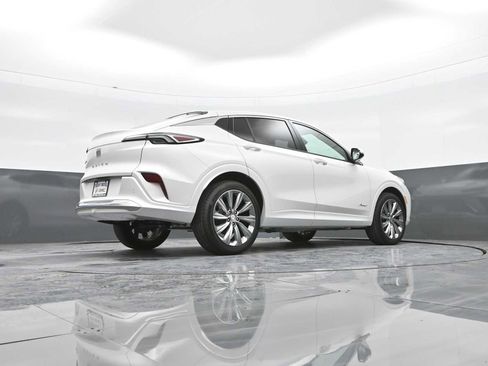 Used 2025 Buick Envista Avenir image 39