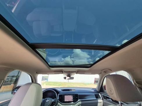 Used 2019 Volkswagen Atlas SEL FWD image 24