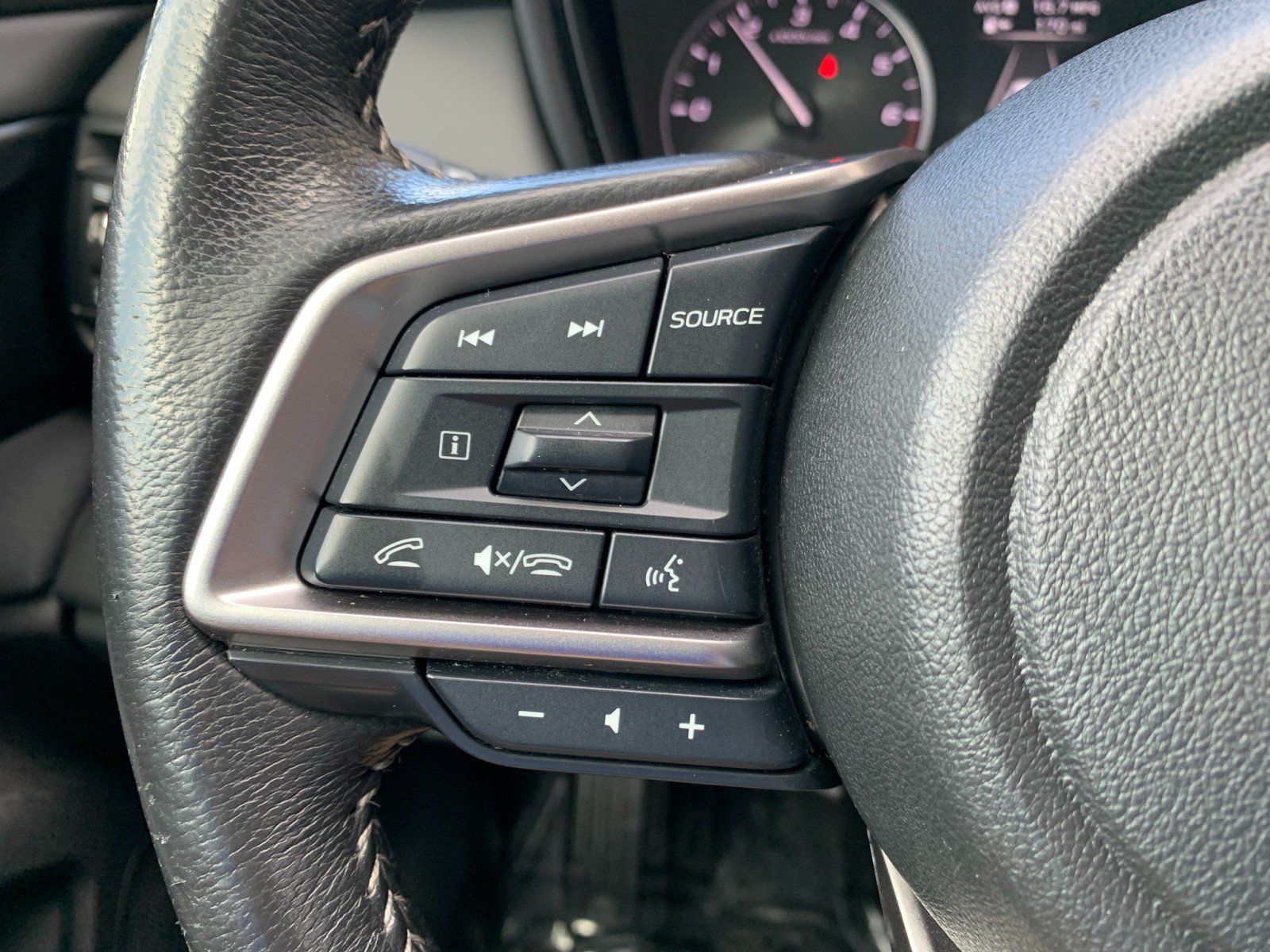 Used 2023 Subaru Legacy Premium AWD/4WD image 13