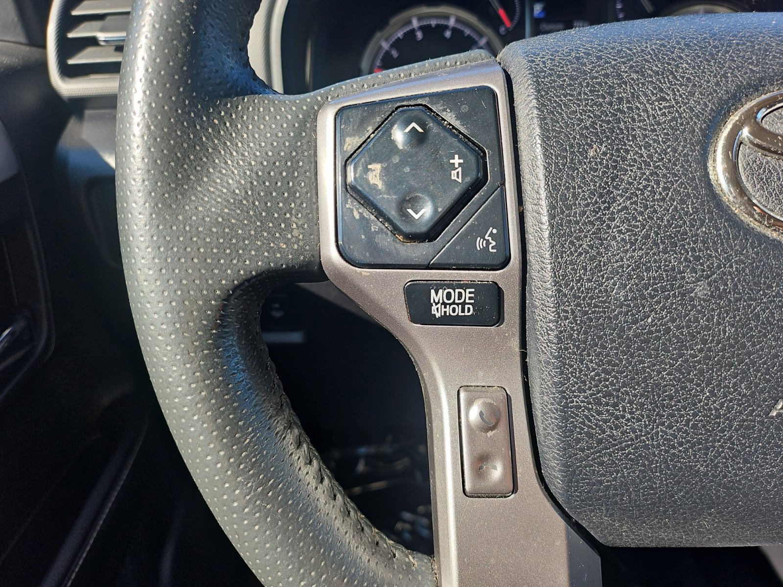 Used 2022 Toyota 4Runner TRD Sport w/ Technology Package AWD/4WD image 25