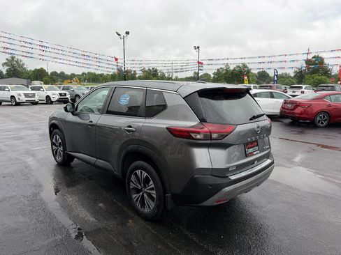 Used 2023 Nissan Rogue SV AWD/4WD image 7