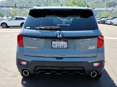 Used 2023 Honda Passport Elite image 5