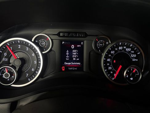 Used 2026 RAM 2500 Big Horn AWD/4WD image 16