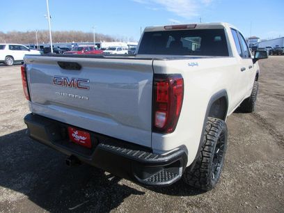 New 2026 GMC Sierra 1500 Pro w/ Pro Value Package