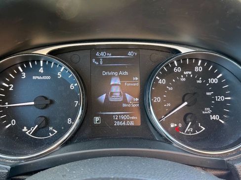 Used 2016 Nissan Rogue SL w/ SL Premium Package image 18