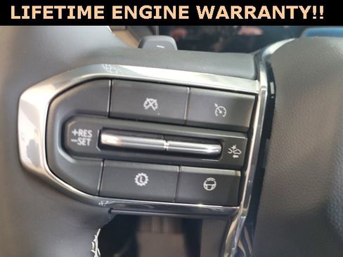 New 2026 GMC Acadia Denali w/ Super Cruise Package image 19