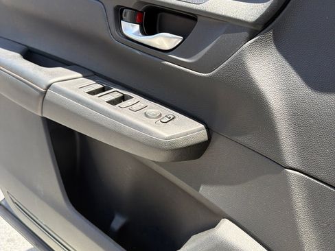 Used 2023 Honda CR-V Sport image 8