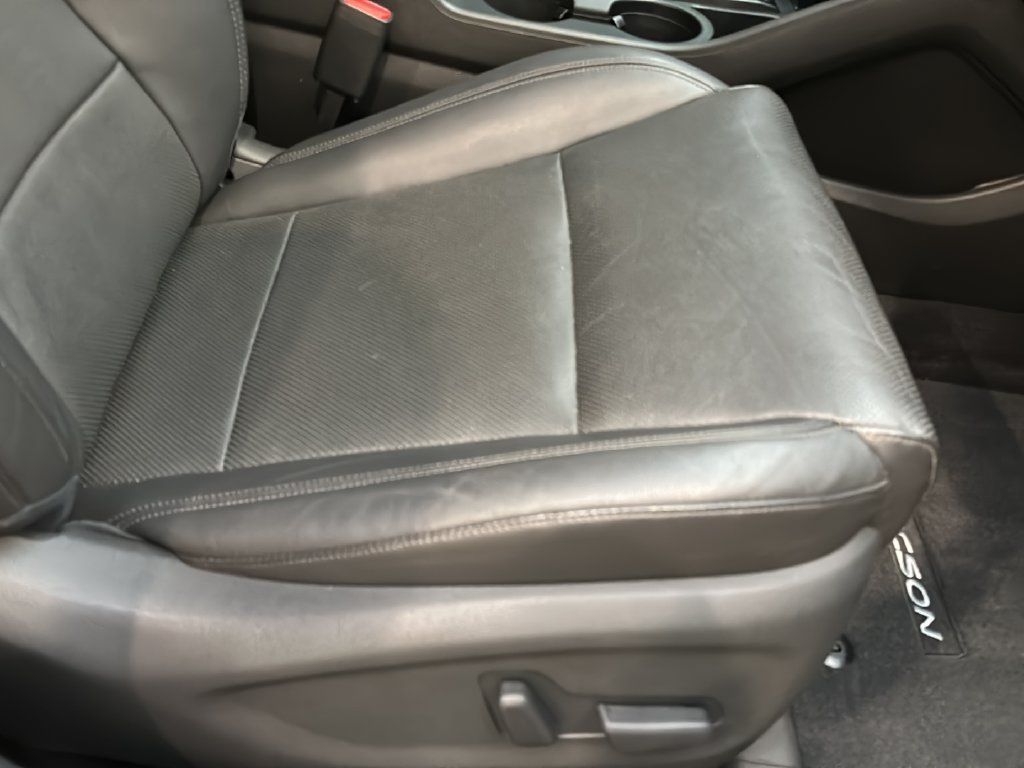 Used 2019 Hyundai Tucson Limited AWD/4WD image 18