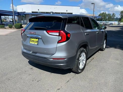 Used 2024 GMC Terrain SLE AWD/4WD image 6