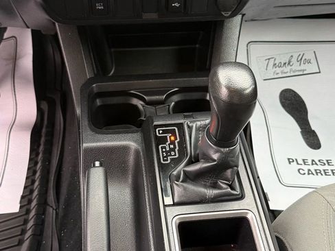 Used 2020 Toyota Tacoma SR image 28