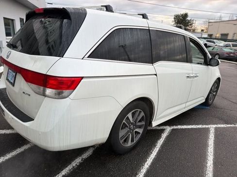 Used 2015 Honda Odyssey Touring image 10