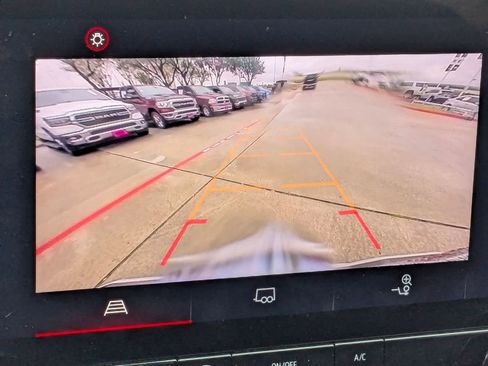 Used 2024 GMC Canyon Elevation image 20