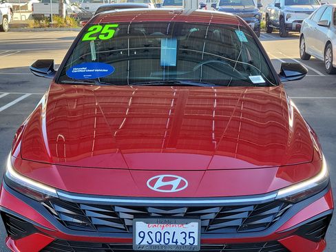 Certified 2025 Hyundai Elantra Sport w/ Cargo Package image 7