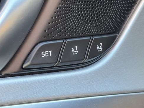 Used 2021 Genesis G70 3.3T w/ Sport Package image 16