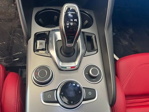 New 2024 Alfa Romeo Giulia Ti w/ Performance Driving Package image 32