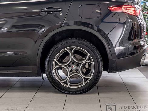 Used 2018 Alfa Romeo Stelvio Sport w/ Cold Weather Package image 8