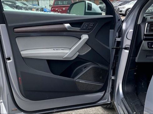 Used 2023 Audi Q5 2.0T Premium Plus w/ Premium Plus Package image 21